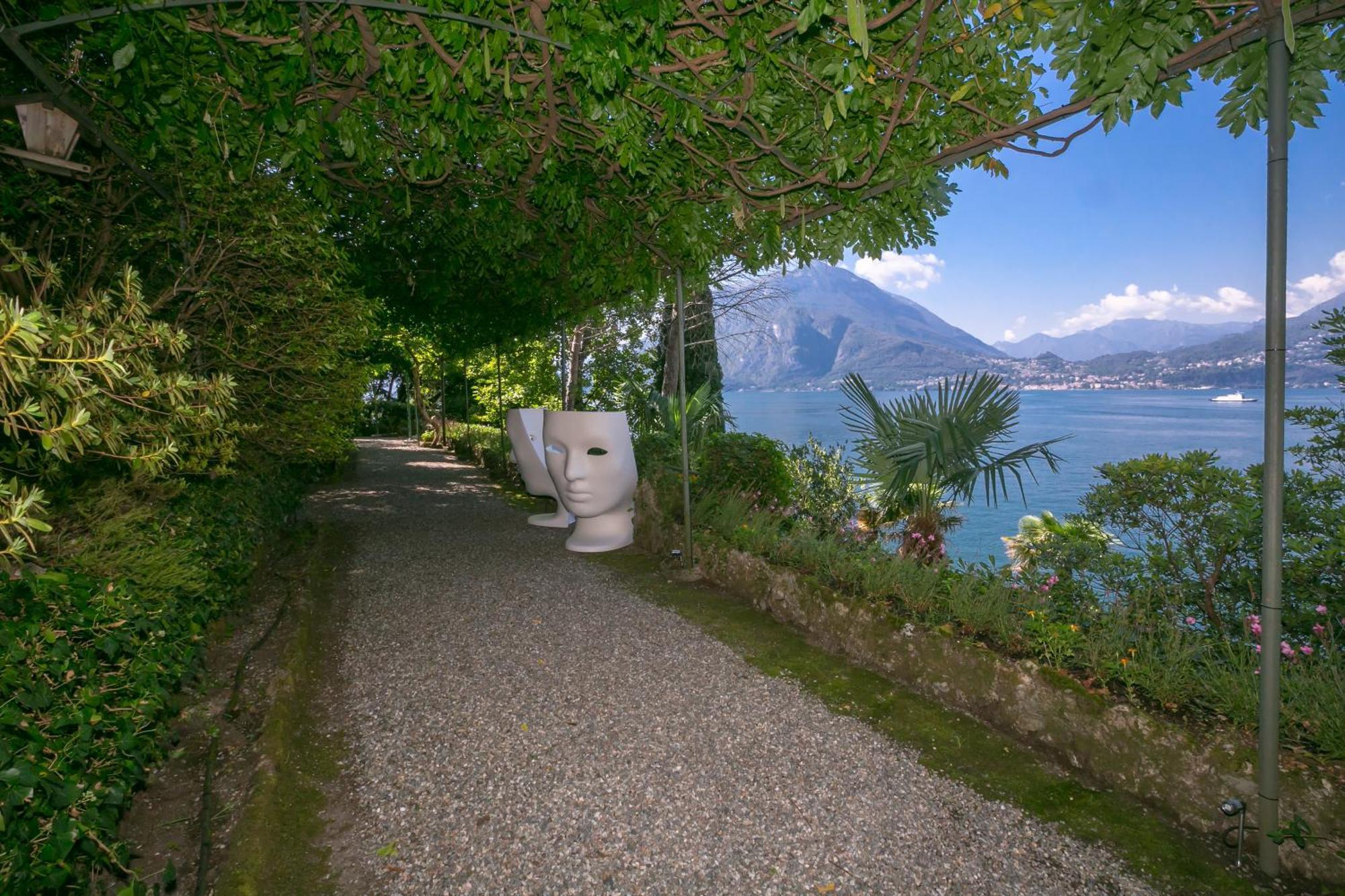 Villa Lucia Grande Варенна Экстерьер фото