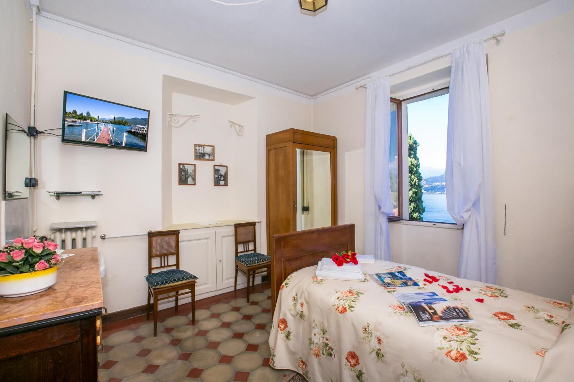 Villa Lucia Grande Варенна Экстерьер фото