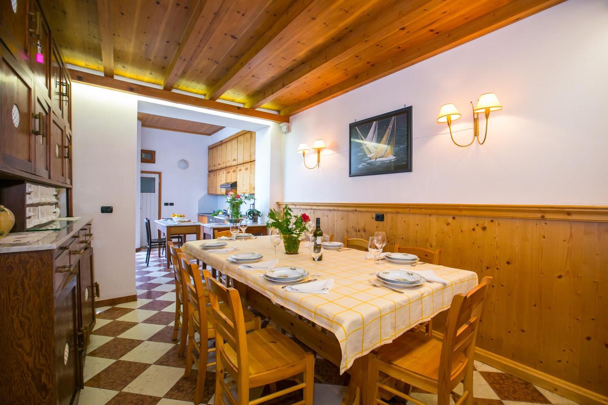 Villa Lucia Grande Варенна Экстерьер фото
